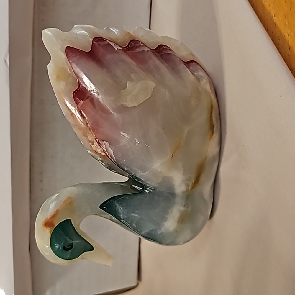 Marble Swan. 1 pound 7 ounces.